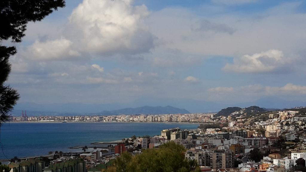 Malaga Centro Apartamentos Εξωτερικό φωτογραφία