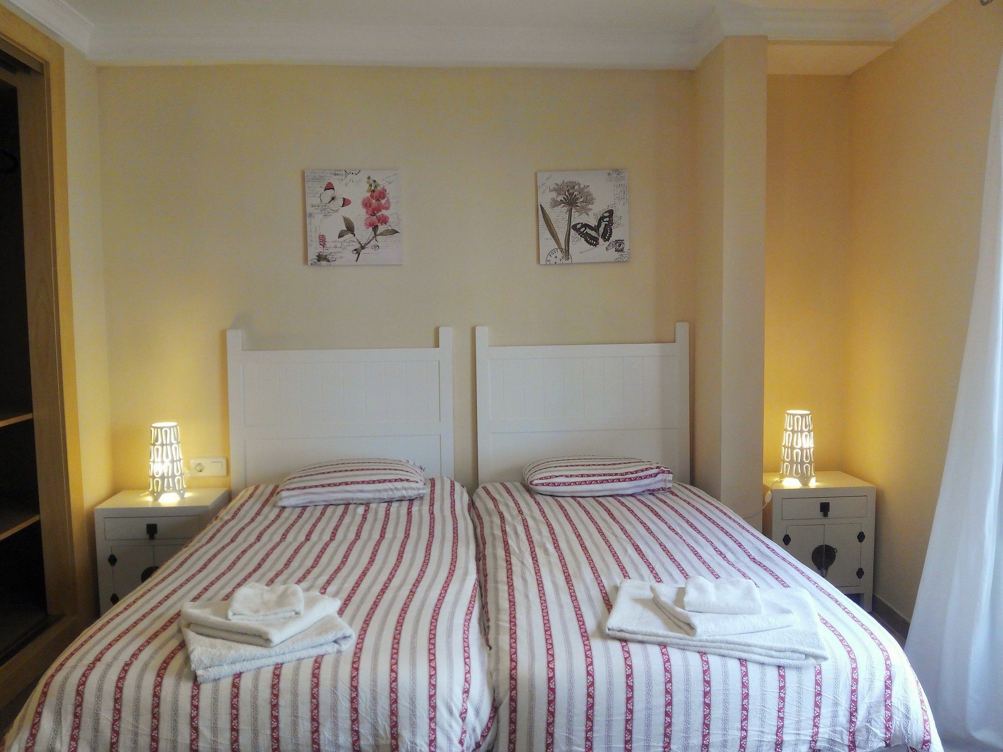 Malaga Centro Apartamentos Εξωτερικό φωτογραφία